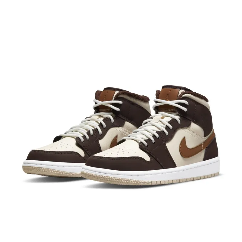 Jordan 1 Mid SE Brown Basalt Oatmeal (W) (DO6699-200)