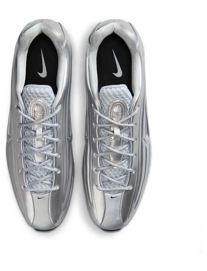 nike-shox IO7843-002