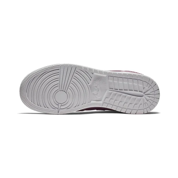 air-jordan-1 AV5174-640