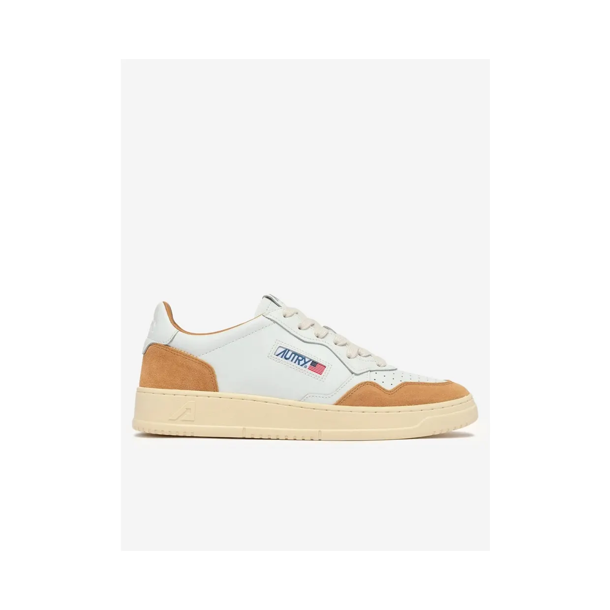 AUTRY_M Medalist Low in white leather and copper suede_White_46 AULM-FT10