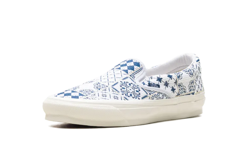 Vans OG Classic Slip-On LX “KITH – Azulejo Tile” (VN0A32QNWHT)