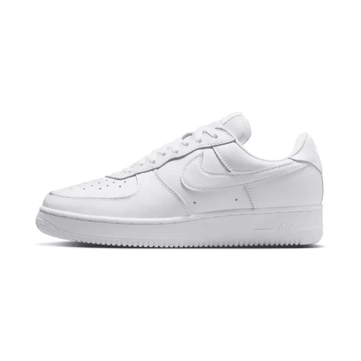 Nike Air Force 1 Low ’01 All White: de puurste basic getest