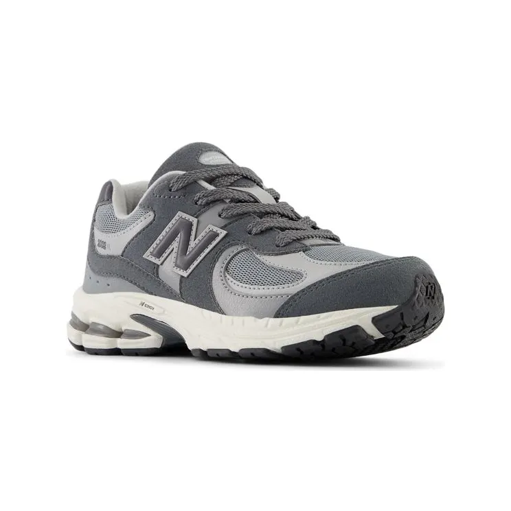 new-balance-2002 PC2002-CF