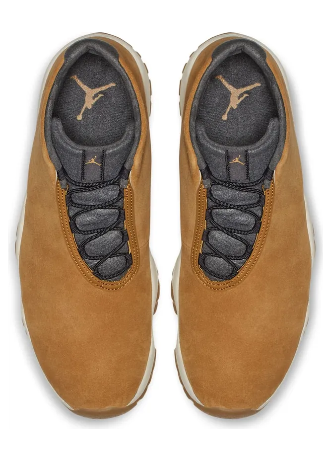 jordan-future AV7008-700