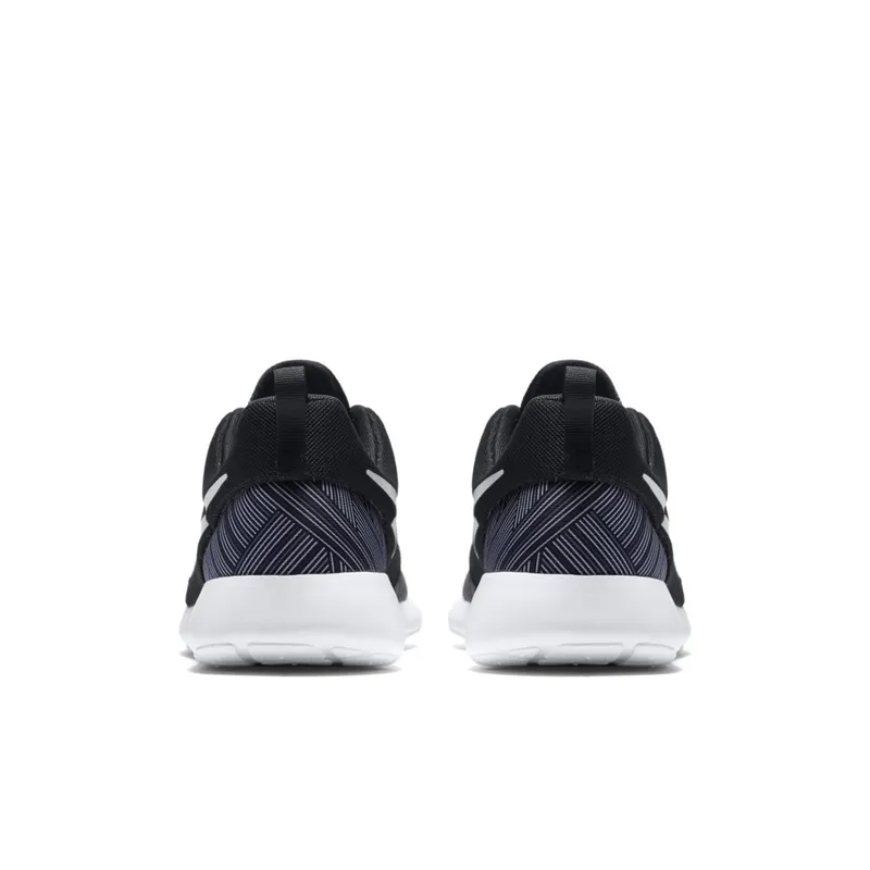 Nike Roshe One Print Black Black/White-Shark-Wolf Grey (655206-011)