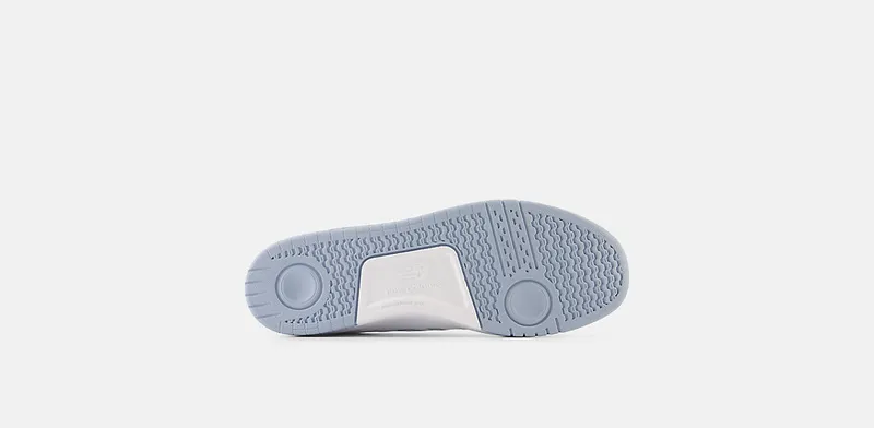 New Balance Numeric 425 “White / Platinum” (NM425NAS)