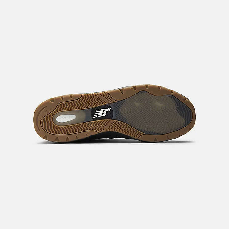 new-balance-numeric NM933NAP