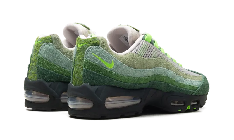 Nike Air Max 95 “Big Bubble Ducks of a Feather Oregon Ducks The Woods” (IQ3986-300)