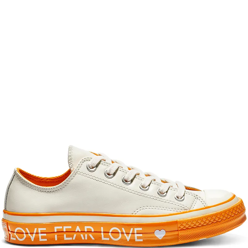 Converse Chuck 70 Low Love Graphic Cream (W) Egret/Egret/Field (563474C)