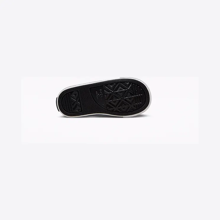 converse-chuck-taylor-all-star 772588C