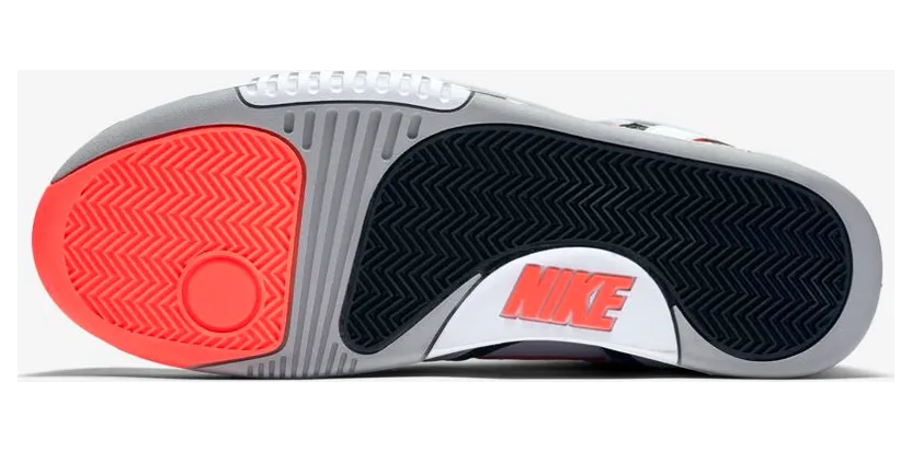 nike-air-tech-challenge 318408-104