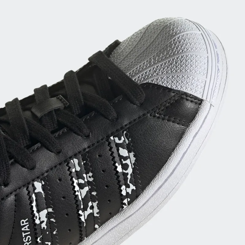 Adidas Superstar Core Black / Core Black / Cloud White (GW4069)