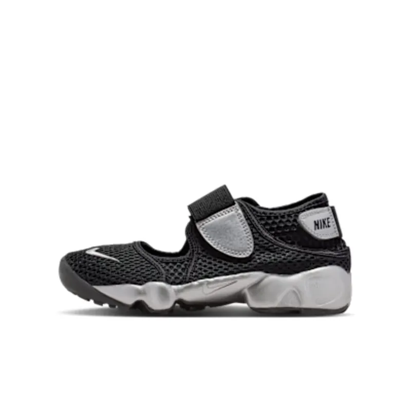Nike Rift “Black / Metallic Silver” (IV5362-001)