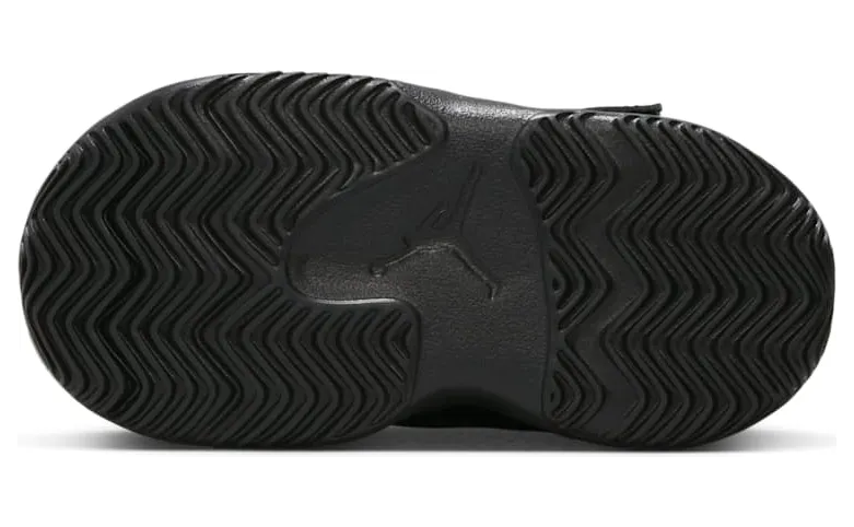 air-jordan-max-aura DQ8402-061