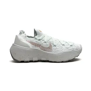 Nike Space Hippie 04 low-top “Orange” (DA2725)
