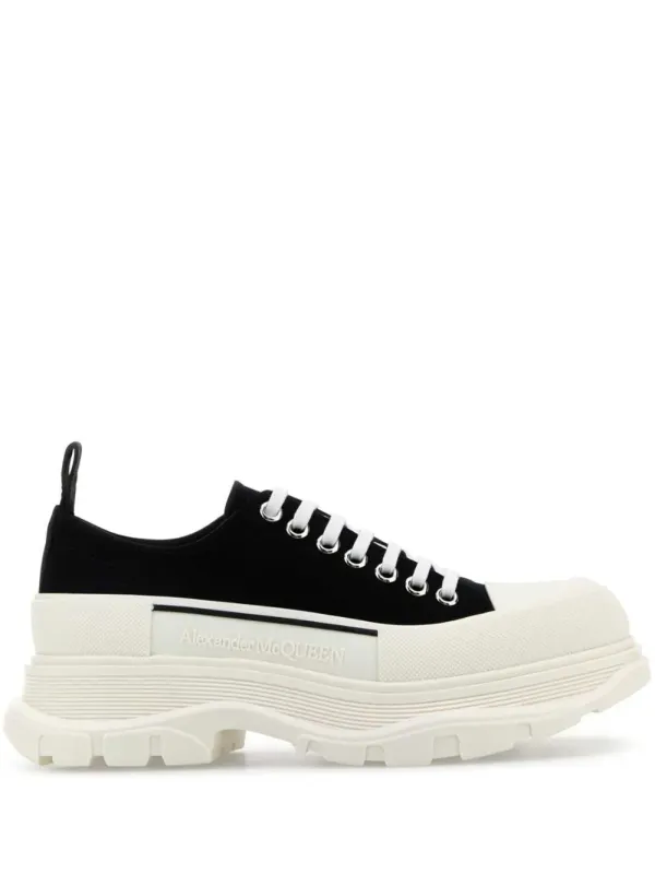 Alexander McQueen Tread Slick Sneakers – Schwarz (697072W4AAQ)