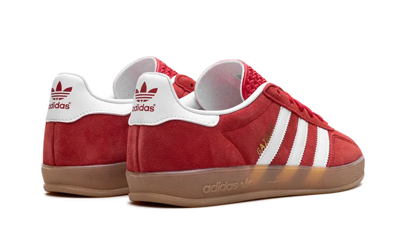 adidas Gazelle Indoor “Better Scarlet”: rood dat je look draagt (2)