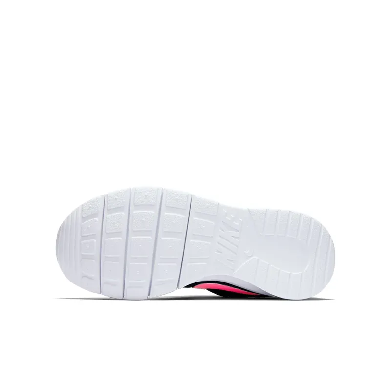 Nike Tanjun Older Kids’ Black (818384-061)