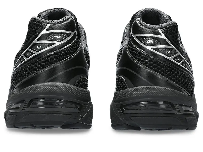 ASICS GEL-1130 “Black / Pure Silver” (1201A906-001)