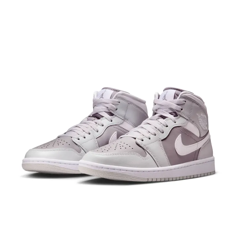 Air Jordan 1 Mid “Photon Dust Atmosphere Grey” (BQ6472-008)