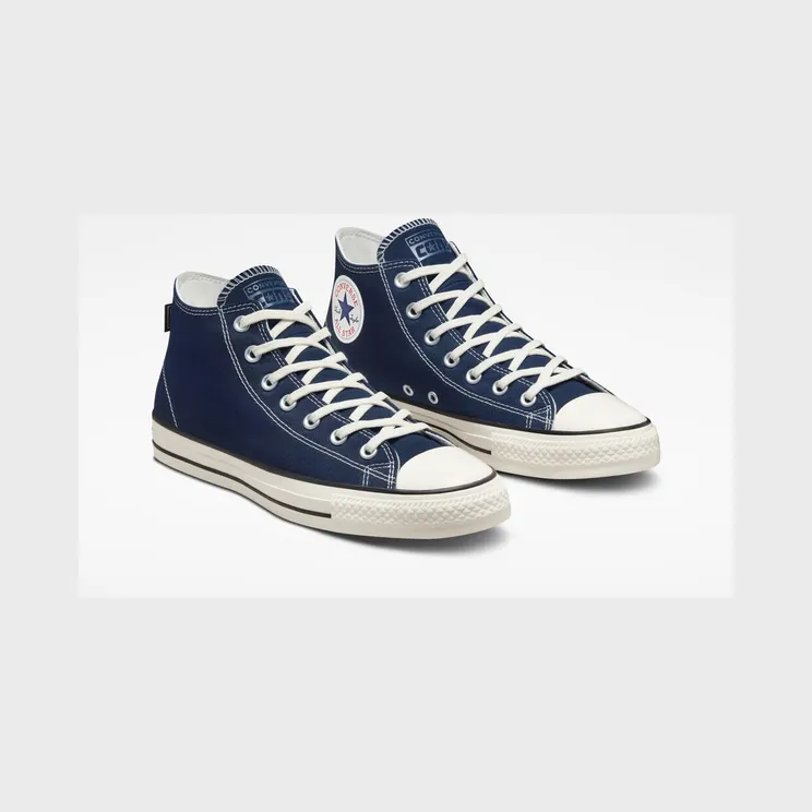 converse-chuck-taylor-all-star A02420C