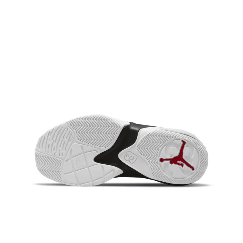 Jordan Max Aura 3 Older Kids’ White (DA8021-161)