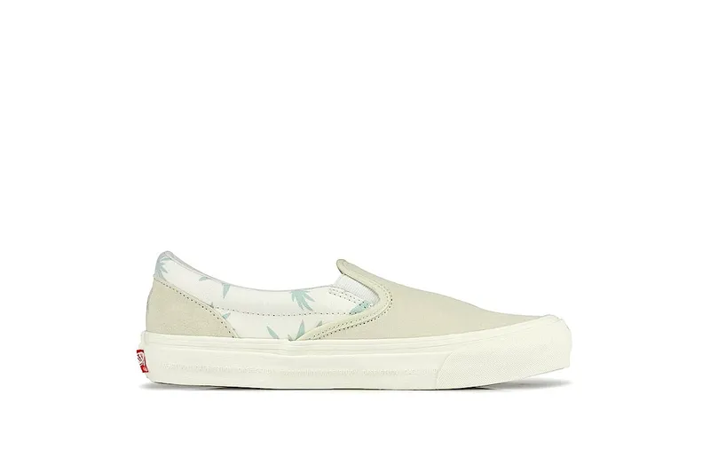 Vans Slip-On Modernica Light Blue Repeat Palm Leaf Seed Pearl/Palm Leaf (VN0A45JKVQK)