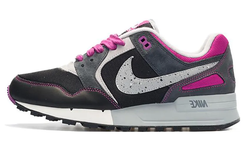 Nike Air Pegasus 89 Berlin Wall (389745-002)