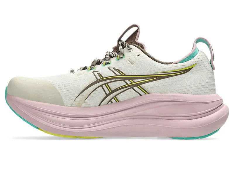 ASICS GEL-NIMBUS 28 TR “Light Dust / Clay Canyon” (1012B981-020)