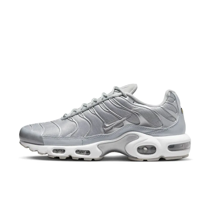 Nike Air Max Plus “Metallic Silver” (FJ1012-095)