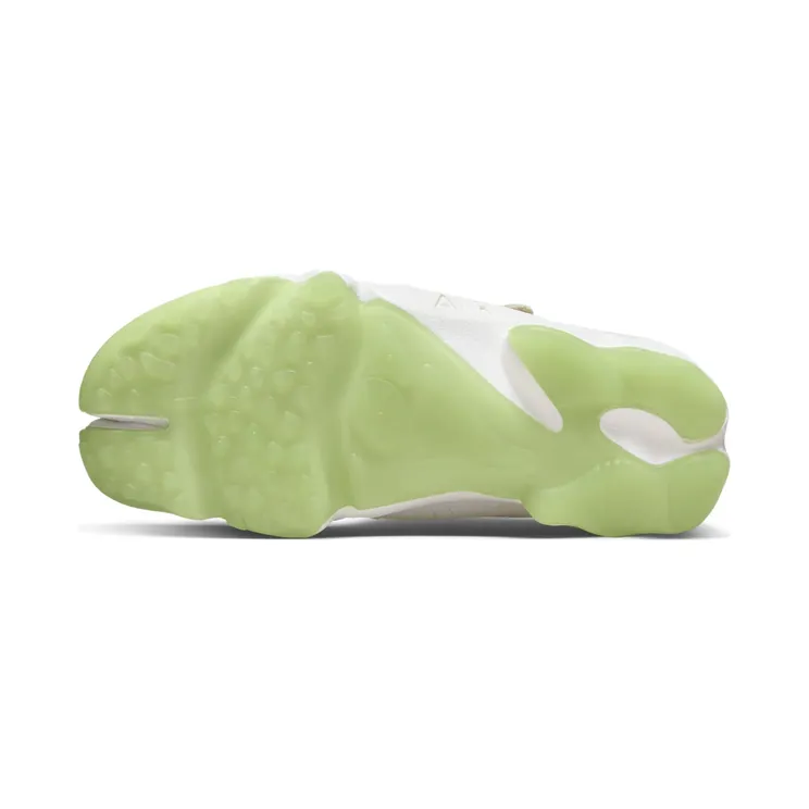 nike-rift DX2677-001