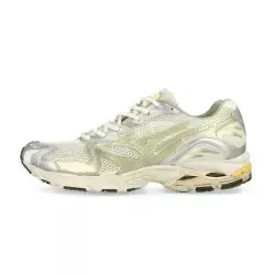 Mizuno Wave Rider 10 ‘SPORTY PACK’ “Cream White/Light Jade Green / Silver” – “White” (D1GA243106)
