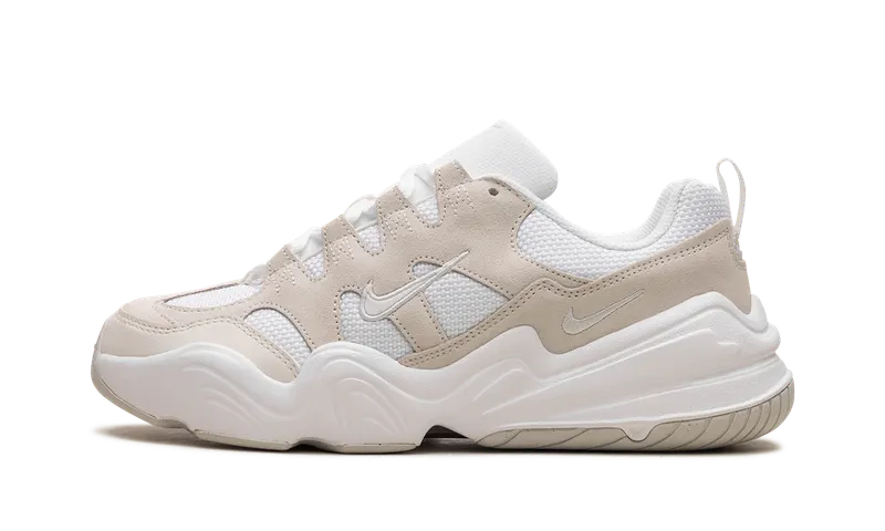 Nike Tech Hera “Photon Dust White” (FJ9532-100)