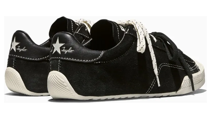 converse-sneaker A16123C