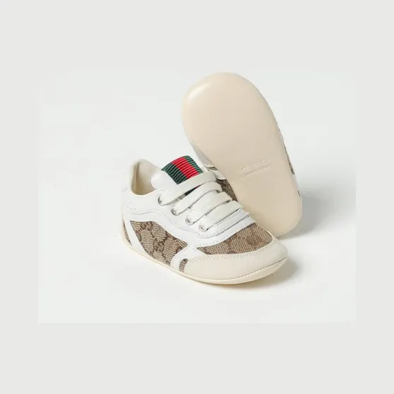 Gucci Sneakers Ivory (812580AAEDG9542)