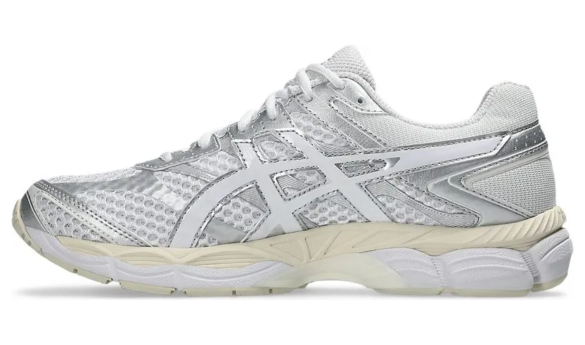 Asics Gel-Cumulus 16 “White”: witte runner zonder gedoe (4)