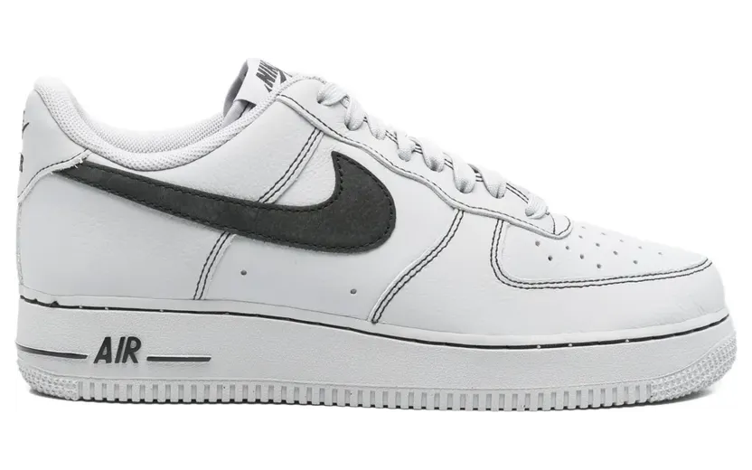 Nike P-6000 im Metallic-Look – Silver (DZ2795)