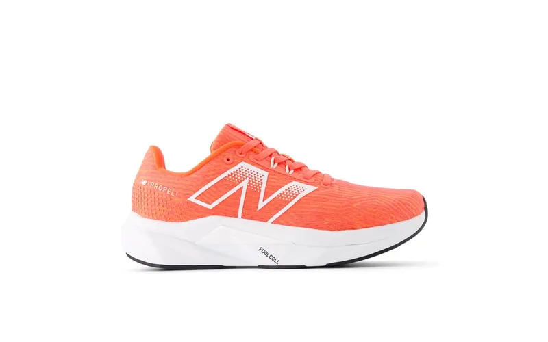 NEW BALANCE FuelCell Propelv5 “Urgent Red / White / Black” (WFCPRCV5)