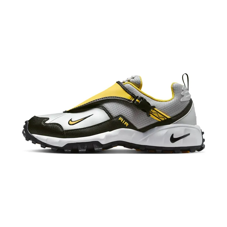 Nike ACG Phassad “Black / Metallic Silver / Pure Platinum / Yellow Zest” (HM7133-001)