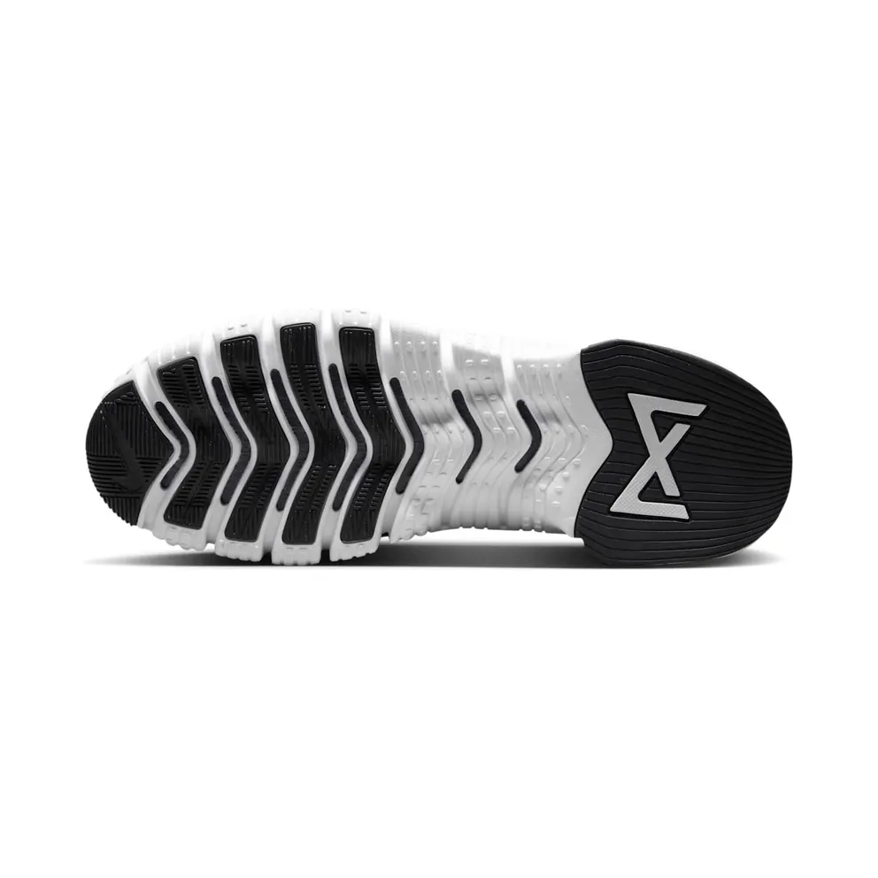 Nike Free Metcon 5 “Black / White” (DV3949-001)