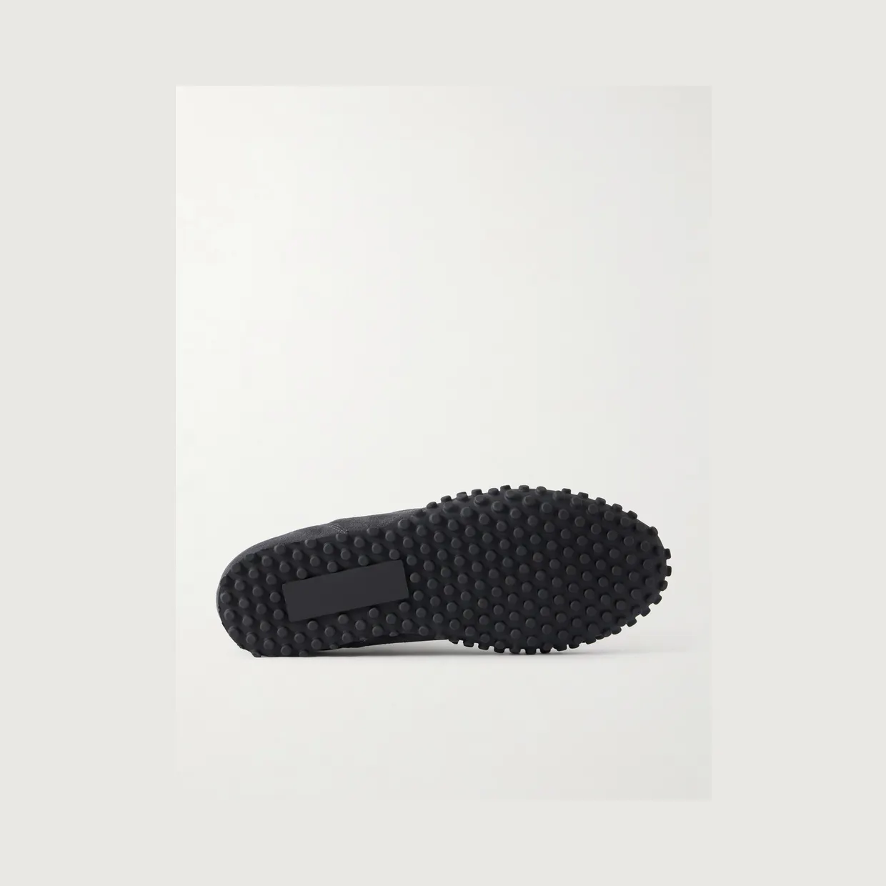 Common Projects Suede Sneakers Black (5252) (3)