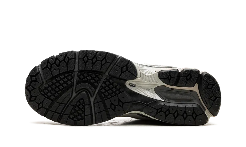 New Balance 2002R “Raincloud Concrete” (M2002RRW)