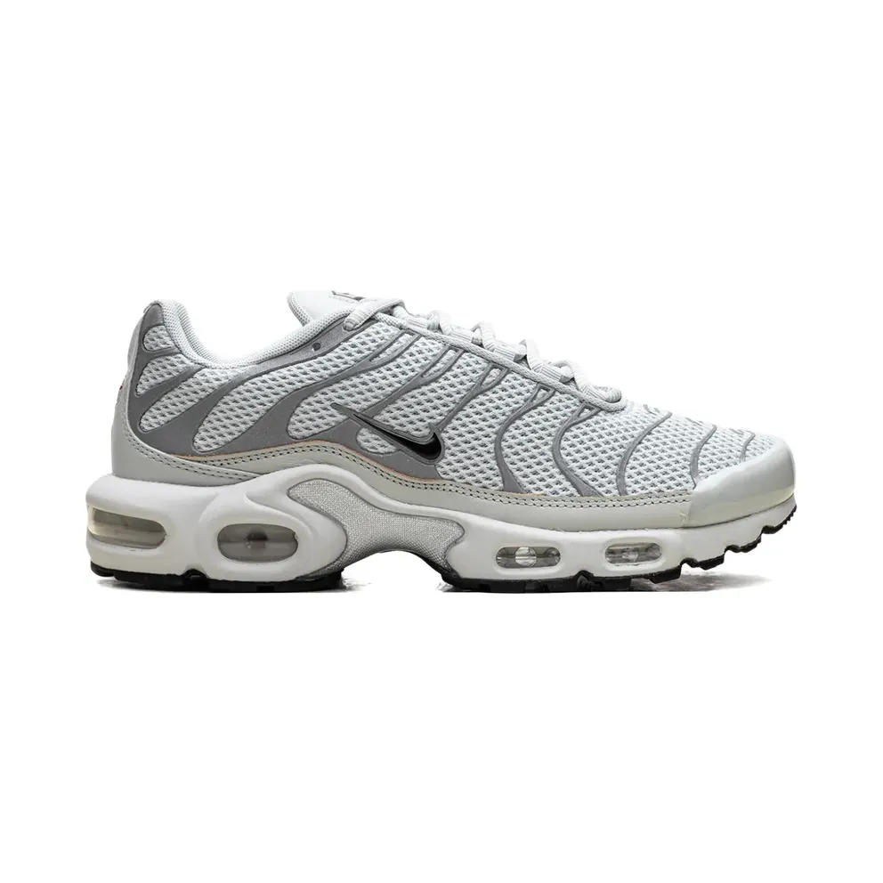 Nike Air Max Plus Light Silver – White (FV8480)