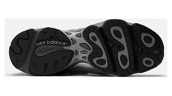 New Balance 1000 “Silver Metallic”: retroglans voor elke dag (5)