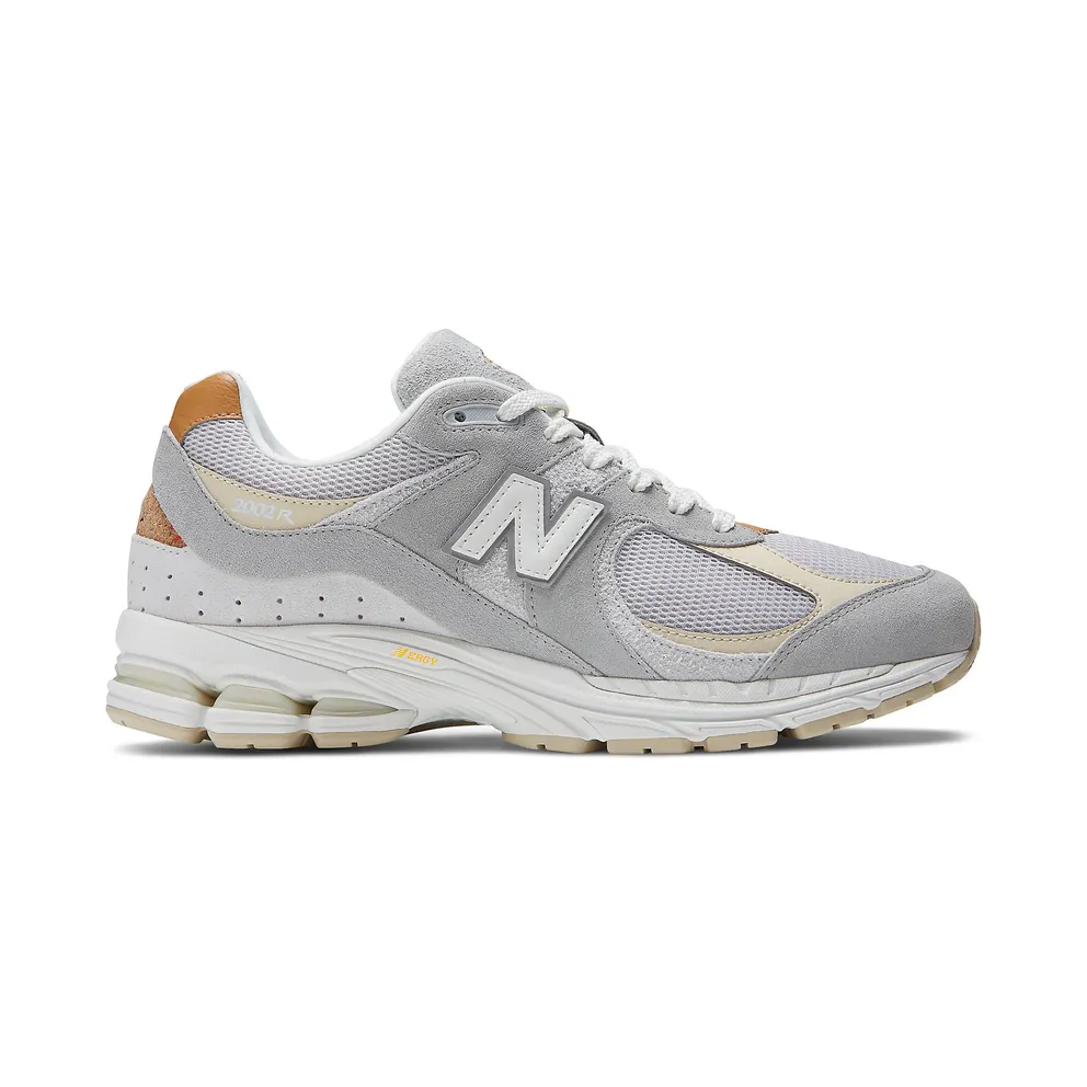 New Balance 2002R “Concrete” (M2002RSB)