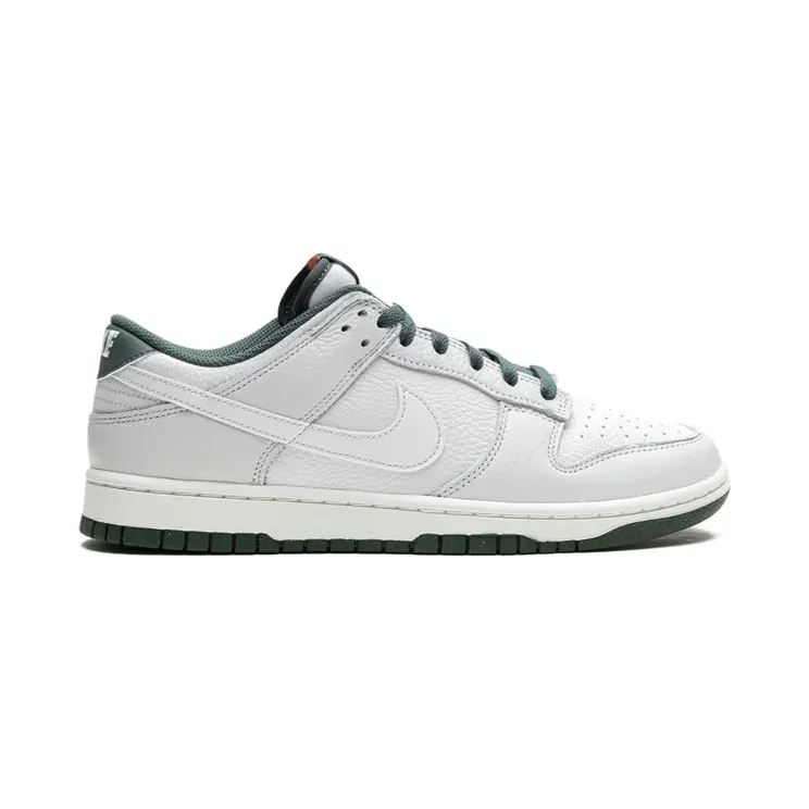 Nike Dunk Retro SE Vintage Green low-top “Green” (HF2874)