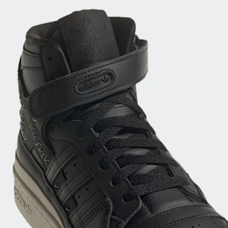 adidas Forum 84 Hi Core Black / Off White / Sonic Fuchsia (H05053)