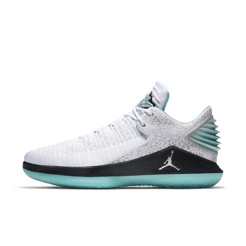 Jordan XXXII Low Guo Ailun PE White/Black-Metallic Silver-Multi-Color (AH3347-101)