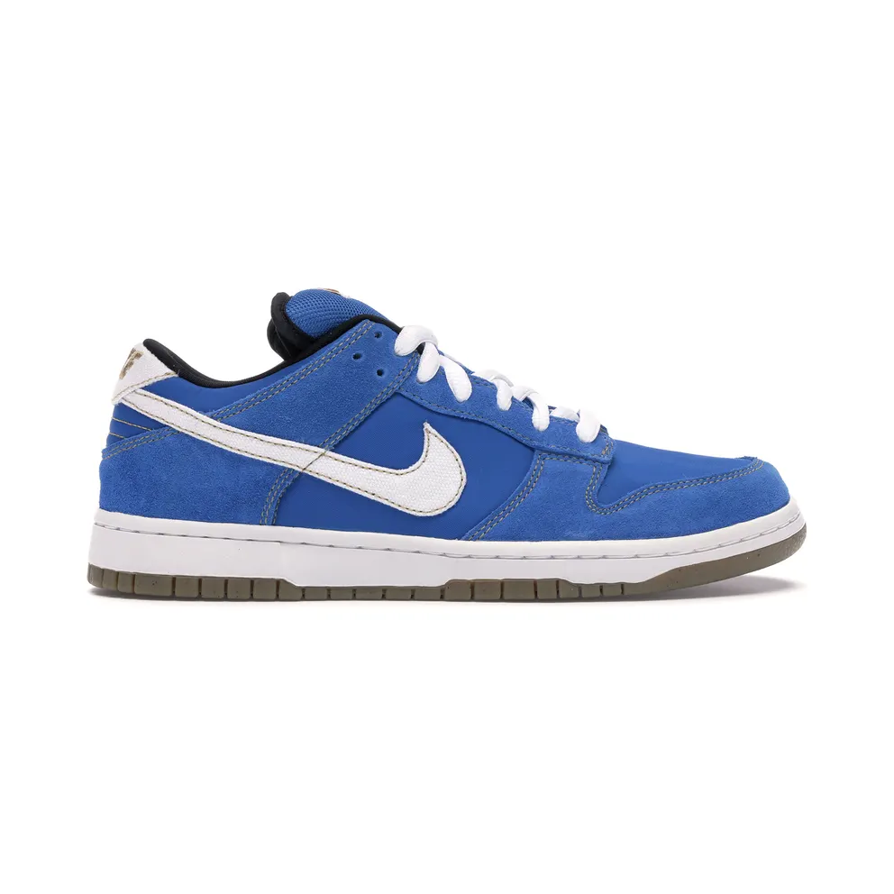 Nike Dunk SB Low Street Fighter Chun Li (304292-405)