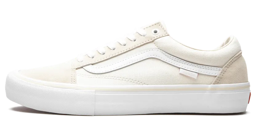 VANS Old Skool Pro Shoes (White)